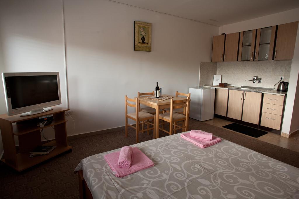 Apartments Villa Illyrik Risan Eksteriør bilde